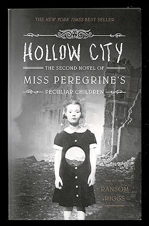 Immagine del venditore per Hollow City: The Second Novel of Miss Peregrine's Peculiar Children venduto da Granada Bookstore,            IOBA