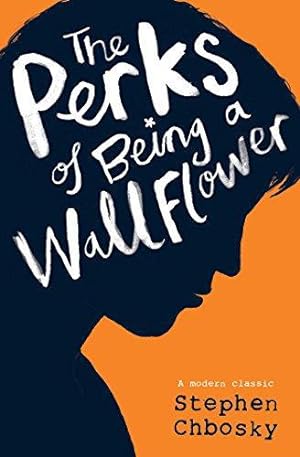 Immagine del venditore per The Perks of Being a Wallflower YA edition venduto da WeBuyBooks