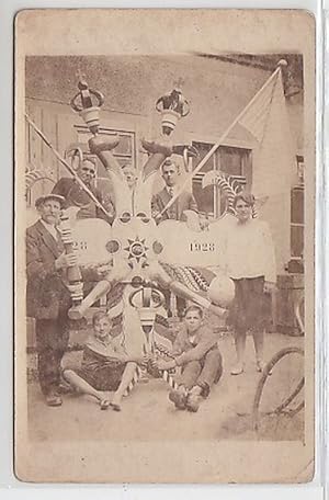 Bild des Verkufers fr 17450 Foto Ak Schtzenadler beim Schtzenfest 1928 zum Verkauf von Versandhandel fr Sammler