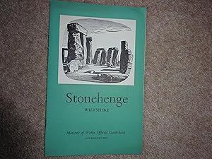 Image du vendeur pour Stonehenge : Wiltshire : Ministry of Works Official Guide-book mis en vente par J R Wright