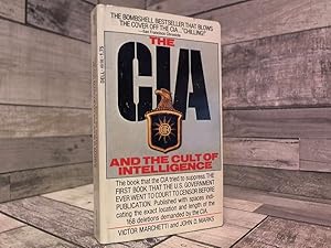 Bild des Verkufers fr The CIA and the Cult of Intelligence zum Verkauf von Archives Books inc.