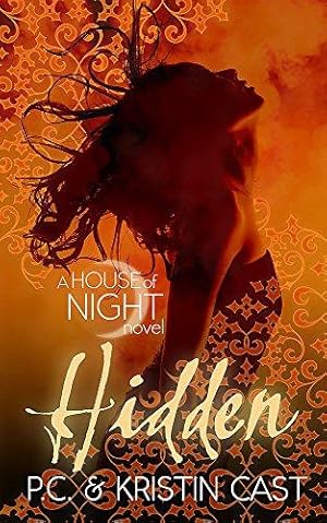 Imagen del vendedor de Hidden: Number 10 in series (House of Night) a la venta por WeBuyBooks