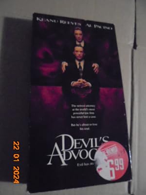 Imagen del vendedor de Devil's Advocate a la venta por Les Livres des Limbes
