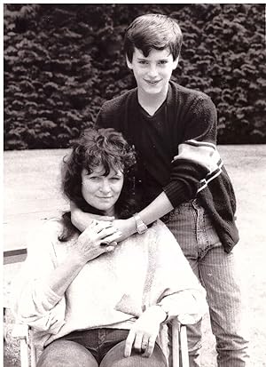 Photo de Presse femme de Georges Cole et son fils Toby.