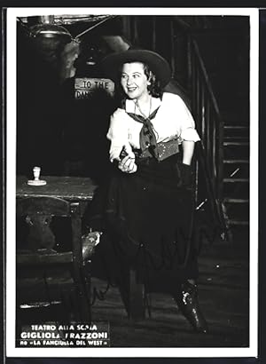 Immagine del venditore per Ansichtskarte Opernsngerin Gigliola Frazzoni in La Fanciulla del West, mit Pistole, mit original Autograph venduto da Bartko-Reher