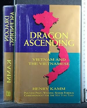 Seller image for DRAGON ASCENDING VIETNAM AND THE VIETNAMESE for sale by Cartarum