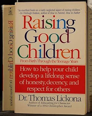 Seller image for RAISING GOOD CHILDREN for sale by Cartarum