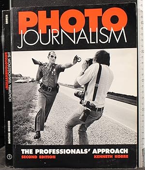 Immagine del venditore per Photo journalism. The professional approach venduto da Cartarum