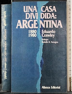 Seller image for Una casa dividida: Argentina for sale by Cartarum