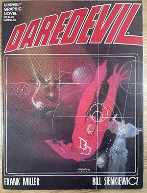 Imagen del vendedor de Daredevil: Love and War (Marvel Graphic Novel) a la venta por PorterMonkey Books