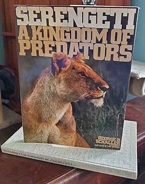 Immagine del venditore per Serengeti: Kingdom of Predators venduto da Ohkwaho Books and Fine Art