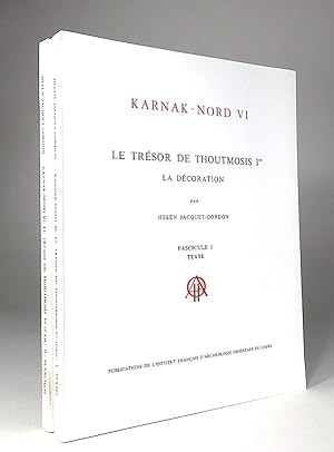 Bild des Verkufers fr Le trsor de Thoutmosis Ier. La dcoration. I. Texte; II. Planches. (Karnak-Nord, VI). [TWO VOLUMES]. zum Verkauf von Librarium of The Hague