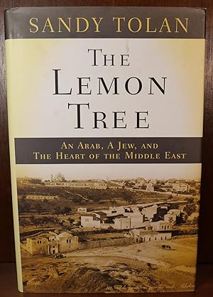 Imagen del vendedor de The Lemon Tree a la venta por Ernestoic Books