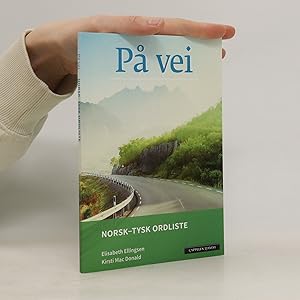 Seller image for P vei. Norsk-Tysk Ordliste for sale by Bookbot