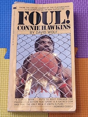 Immagine del venditore per Foul! : The Connie Hawkins Story venduto da Earthlight Books