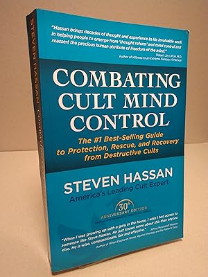 Immagine del venditore per Combating Cult Mind Control: The #1 Best-selling Guide to Protection, Rescue, and Recovery from Destructive Cults venduto da Brodsky Bookshop