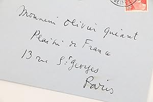 Enveloppe portant l'adresse manuscrite de l'écrivain et journaliste Olivier Quéant rédigée par Je...