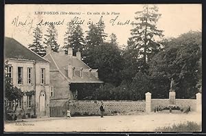 Carte postale Leffonds, Un coin de la Place