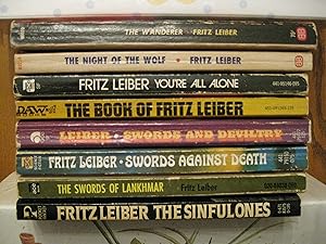 Imagen del vendedor de Fritz Leiber Economical Reading Lot - Eight Paperback Book Lot (See Picture for Titles) a la venta por Clarkean Books