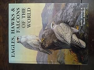 Image du vendeur pour Eagles, Hawks & Falcons of the world mis en vente par R & J Squire