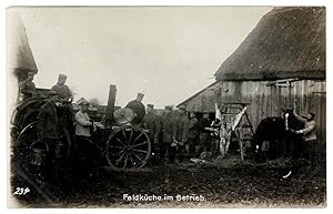 Bild des Verkufers fr Feldkche in Betrieb. Nr. 234. (1. Weltkrieg). Originalfotografie. Verso gestempelt. zum Verkauf von Biblion Antiquariat