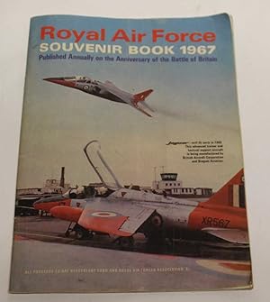 Bild des Verkufers fr Royal Air Force Souvenir Book 1967 zum Verkauf von H4o Books