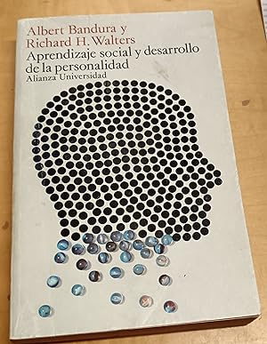 Seller image for Aprendizaje social y desarrollo de la personalidad. Versin espaola ngel Rivire for sale by Outlet Ex Libris
