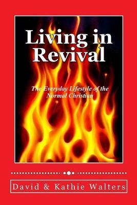 Seller image for LIVING IN REVIVAL for sale by moluna