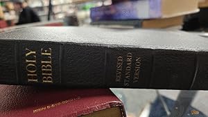 Image du vendeur pour The Holy Bible; Containing the Old and New Testaments; Revised Standard Version (1952) mis en vente par Heisenbooks