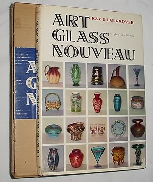 Imagen del vendedor de Art Glass Nouveau a la venta por R Bryan Old Books