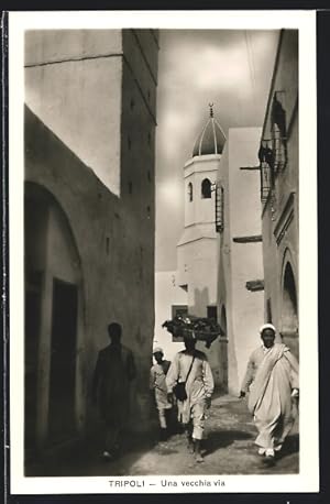 Ansichtskarte Tripoli, Una vecchia via, Strassenleben