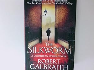 Imagen del vendedor de The Silkworm: Cormoran Strike Book 2: A Cormoran Strike Novel. Winner of the Audible Sounds of Crime Award at Crimefest 2015 and the US Audie Awards 2015 a la venta por Antiquariat Buchhandel Daniel Viertel