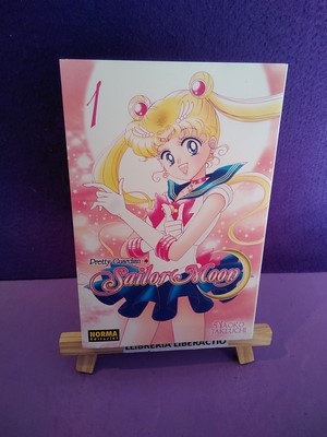 Pretty Soldier Sailor Moon vol.1