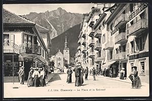 Carte postale Chamonix, la Place et le Brévent