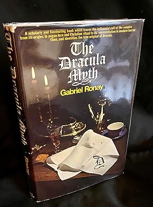 Immagine del venditore per The Dracula myth venduto da Tom Heywood Books