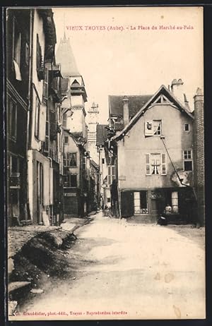 Carte postale Vieux Troyes, La Place du Marché-au-Pain