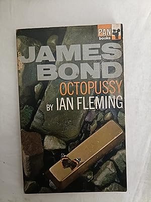 Bild des Verkufers fr James Bond, Octopussy por Ian Fleming (edicin en ingls) zum Verkauf von Librera Maestro Gozalbo