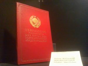 Imagen del vendedor de Verfassung (Grundgesetz) der Union der sozialistischen Sowjetrepubliken : Mit den vom Obersten Sowjet der UdSSR auf Grund d. Berichts d. Redaktionskommission am 25. Febr. 1947 beschlossenen Abnderungen u. Erg. a la venta por Der Buchecker