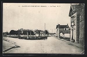 Carte postale Sainte-Hélène-Médog, La Place