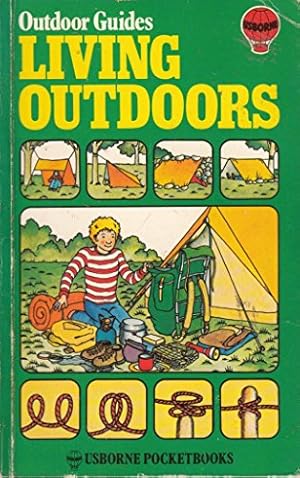 Bild des Verkufers fr Living Outdoors zum Verkauf von WeBuyBooks 2