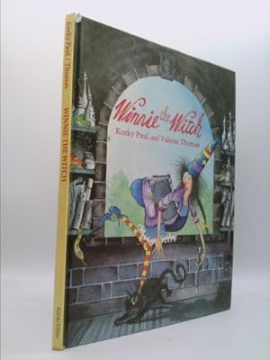 Bild des Verkufers fr Winnie the Witch zum Verkauf von ThriftBooksVintage
