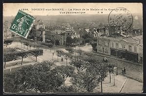 Carte postale Nogent-sur-Marne, La Place de la Mairie et la Grande Rue, vue générale