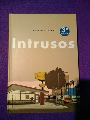 Seller image for Intrusos for sale by Librera LiberActio