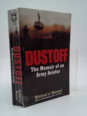 Bild des Verkufers fr Dustoff: The Memoir of an Army Aviator zum Verkauf von ThriftBooksVintage