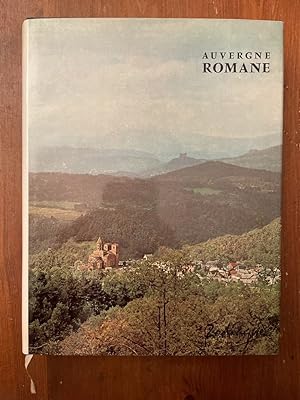 Image du vendeur pour Auvergne romane mis en vente par Librairie des Possibles