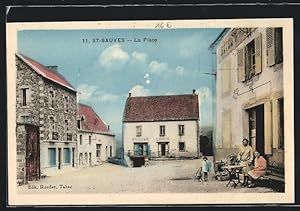 Carte postale Saint-Sauves, La Place