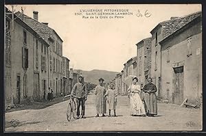 Carte postale Saint-Germain-Lembron, Rue de la Croix au Pérou