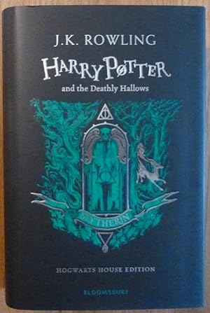 Immagine del venditore per Harry Potter and the Deathly Hallows - Slytherin Edition (Harry Potter House Editions) venduto da Alpha 2 Omega Books BA