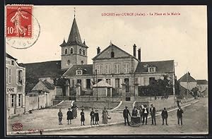 Carte postale Loches-sur-Ource, La Place et la Mairie