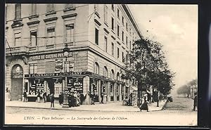 Carte postale Lyon, Place Bellecour, La Succursale des Galeries de l`Odeon